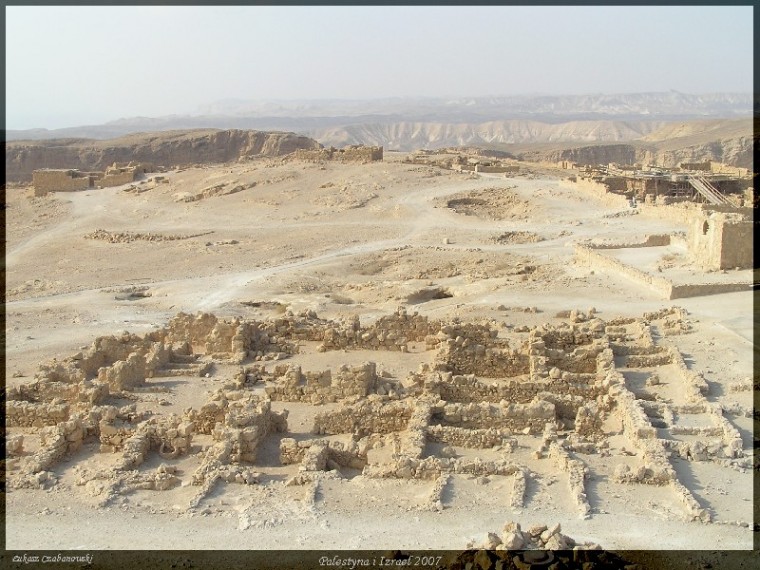 Masada - na szczycie płaskowyżu