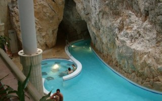  Miszkolc Tapolca - baseny w jaskiniach