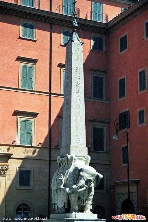 Obelisk za Panteonem