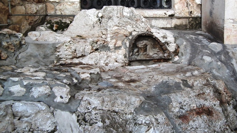 Kamień w Ogrójcu przy którym modlił się Chrystus