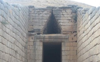  Grobowiec Agamemnona w Mykenach