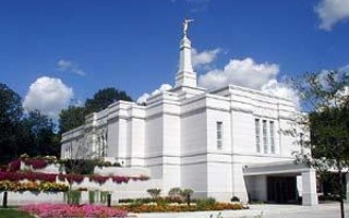  Świątynia Mormonów w Omaha, w stanie Nebraska