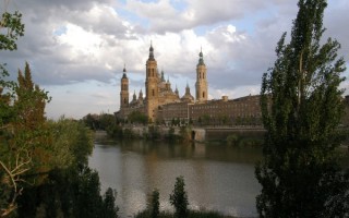  Río Ebro & Basílica de Nuestra Señora del Pilar