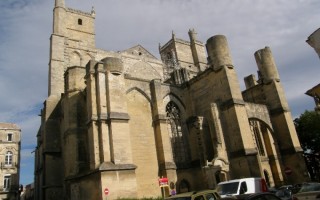  Cathédrale Saint-Just et Saint-Pasteur