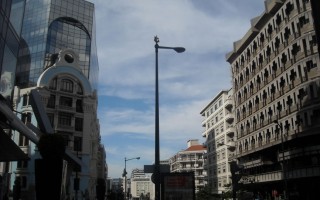  Rua Alexandre Herculano (prowadząca do Avenida da Liberdade)