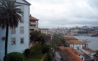  Porto- okolice Rua de Monchigue (niedaleko Muzeum Wina)