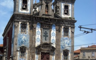  Porto-Igreja da St Ildefonso (okolice dworca autobusowego)