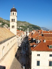 Dubrovnik - widok z murów obronnych starego miasta - Moje zdjęcia i blogi z podróży i wypraw