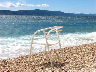 Słońce, błękitne morze i kamienna plaża - to wizytówka Chorwacji - Moje zdjęcia i blogi z podróży i wypraw
