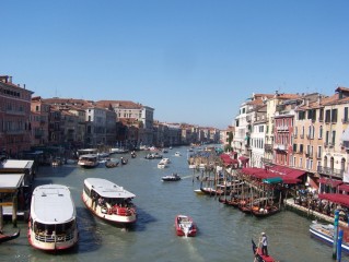 Widok na Canal Grande z Ponte Rialto. - Moje zdjęcia i blogi z podróży i wypraw