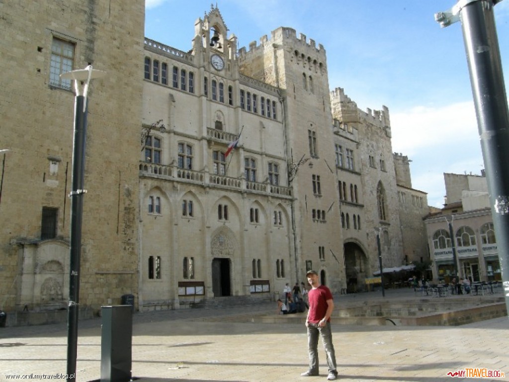 Palais des Archevêques & Hôtel de Ville