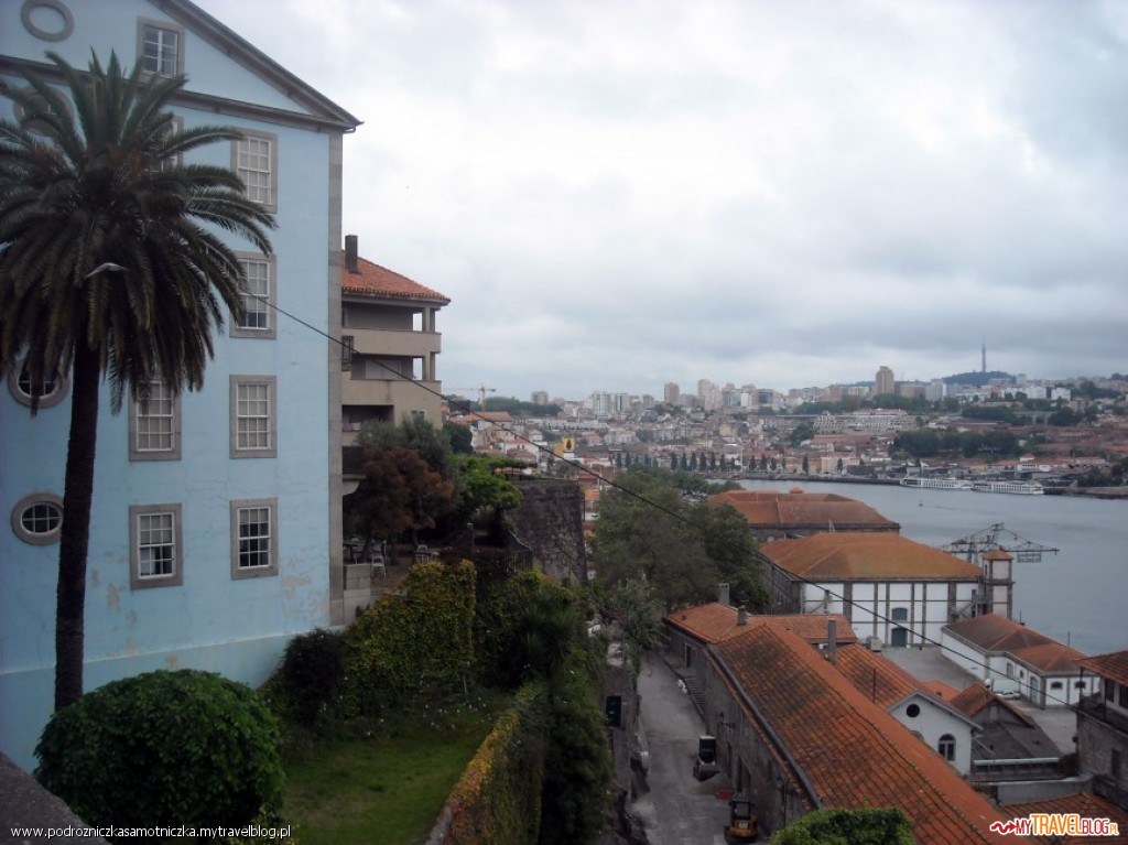 Porto- okolice Rua de Monchigue (niedaleko Muzeum Wina)