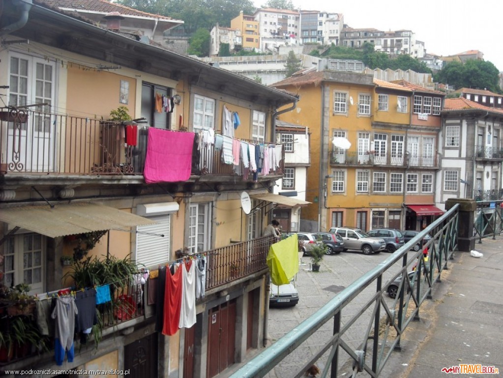 Porto-Rua de Monchique (w drodze do dzielnicy  Ribeira)